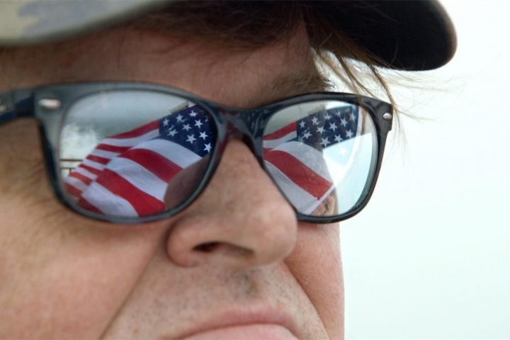 Politički romantik Michael Moore ponovno u 'osinjem gnijezdu'. Hrvatska premijera na 10. VFF-u!